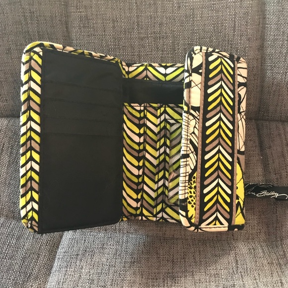 Vera Bradley Citron Wallet - Picture 3 of 5